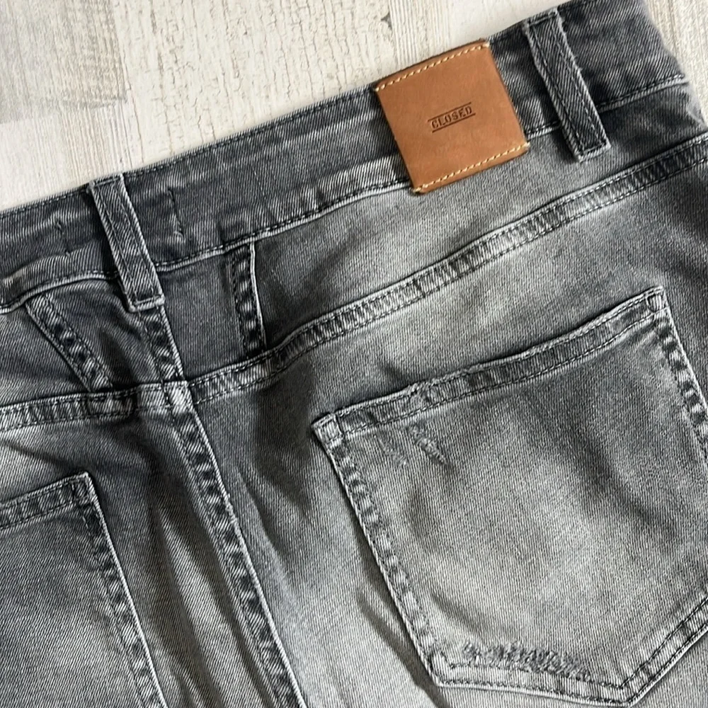 Closed Gray Jaker Jeans Size 30 - Picture 5 of 12